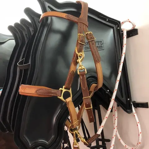 Two-tone leather trail riding snaffle bridle halter