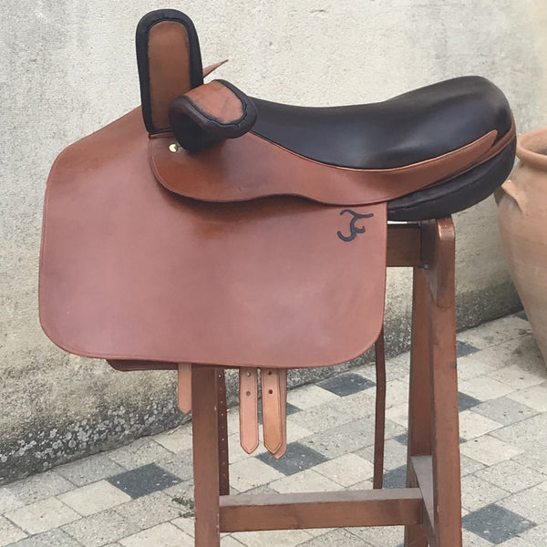 Side saddle