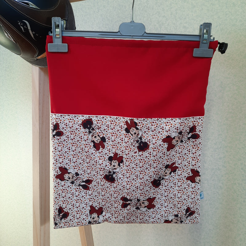 Two-tone red Minnie Mouse helmet bag