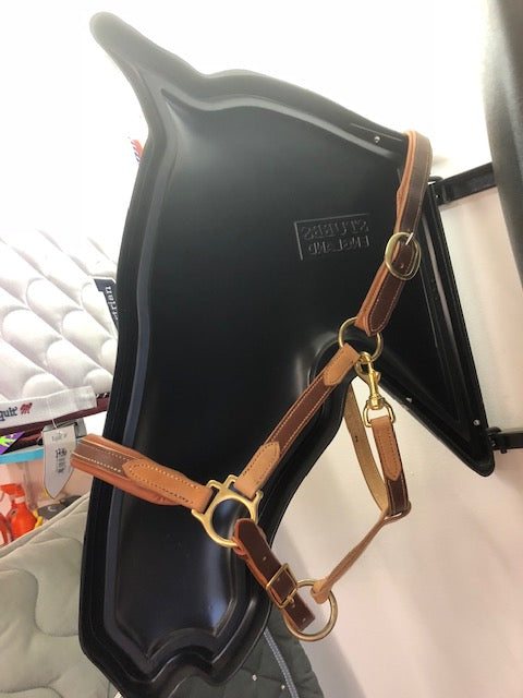 Two-tone leather halter