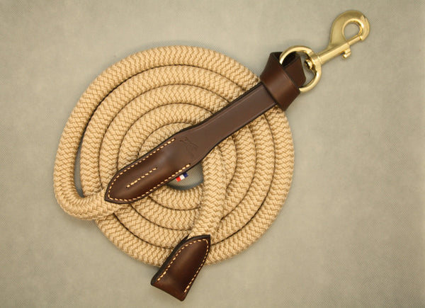 Leather and rope lead rope