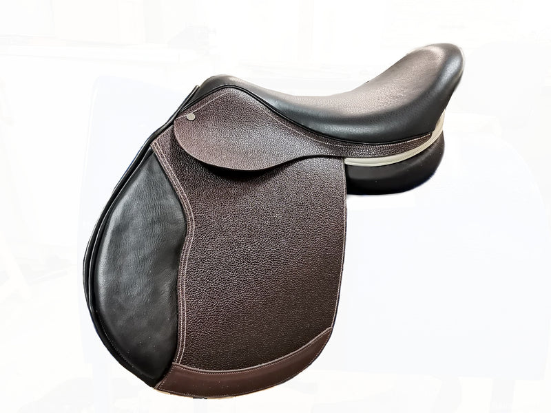 Mavazi dressage saddle